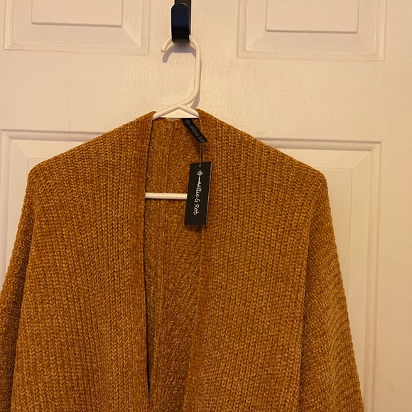 Allie & Rob Mustard Dolman Sleeve Chenille Sweater - Picture 4 of 11